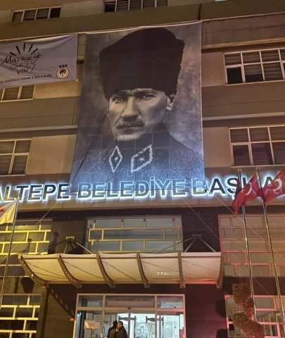 Maltepe Belediyesi'nde Çalışan İşçiler Grev Kararı Aldı