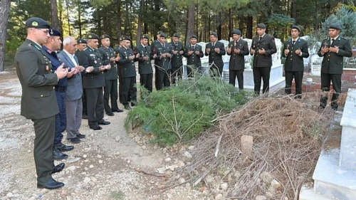 Mehmetçik, vatanı için mücadele ederken Teyzesi'ni unutmadı, duygusal anlar yaşandı.